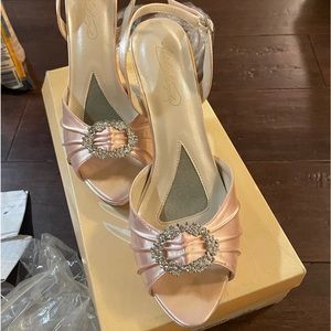 David’s bridal shoes for wedding